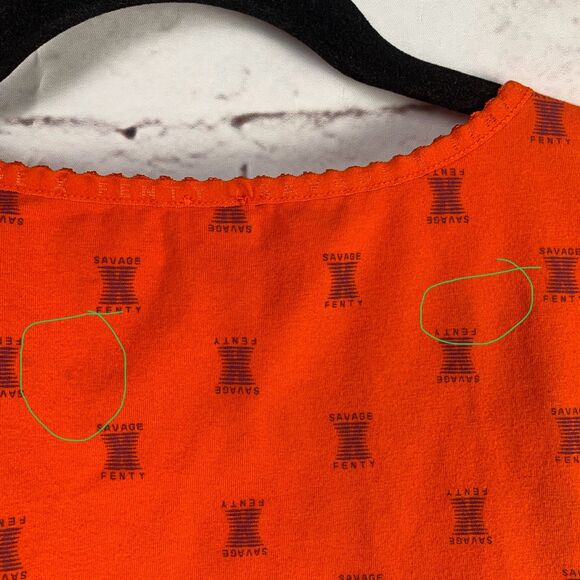 Savage X Fenty Orange Cropped Logo Tee Women’s Large Streetwear Festival Top - Picture 7 of 9